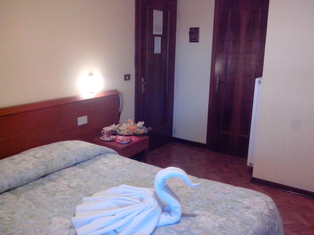 Hotel Monte Fior Foza Exterior photo